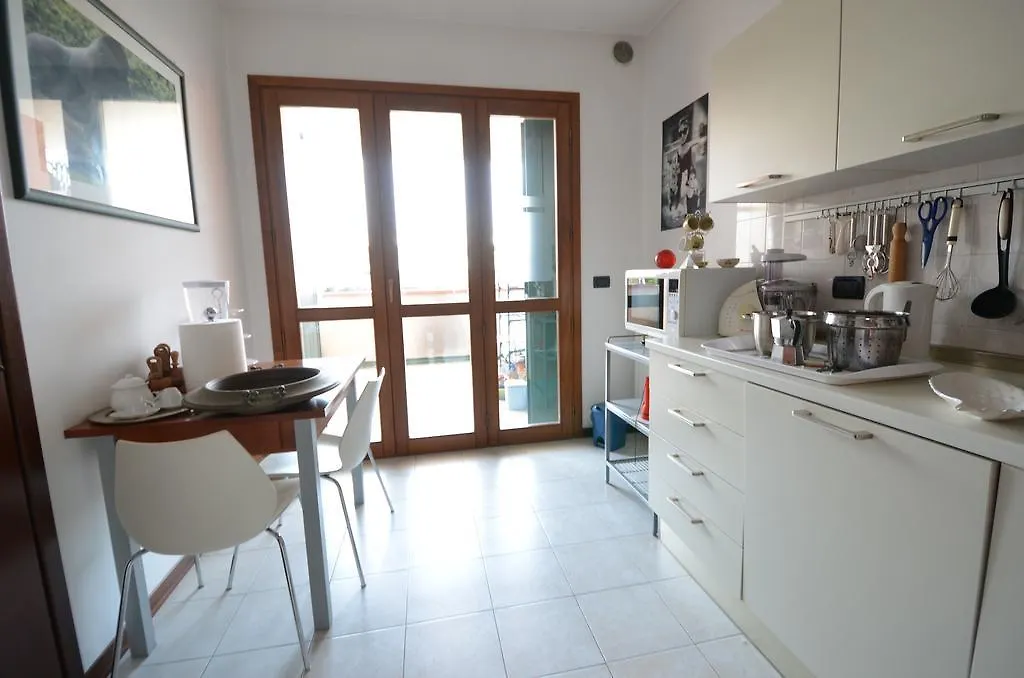 Private Park-15Mindowntown, 4 Pax, Aircond Apartment Mestre